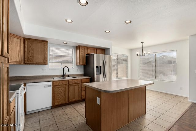 12417 W SAN JUAN Avenue, Litchfield Park, AZ 85340