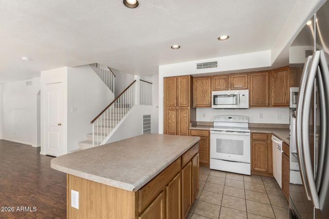 12417 W SAN JUAN Avenue, Litchfield Park, AZ 85340