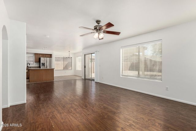 12417 W SAN JUAN Avenue, Litchfield Park, AZ 85340