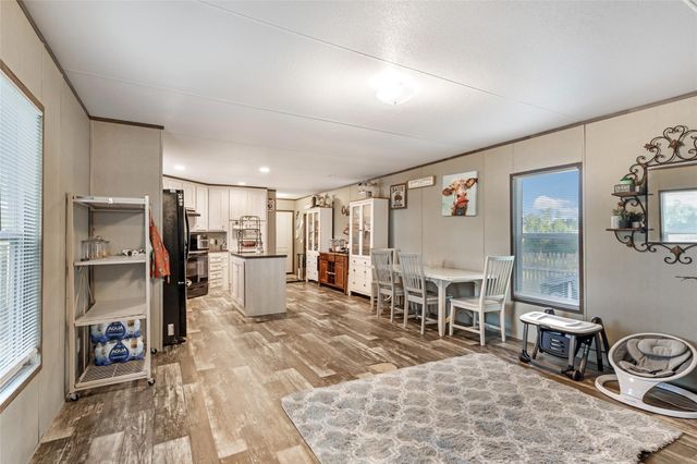 1027 County Road 3141 E, Cleveland, TX 77327