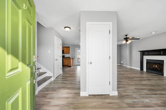 2817 Sharpie Dr, Clarksville, TN 37040