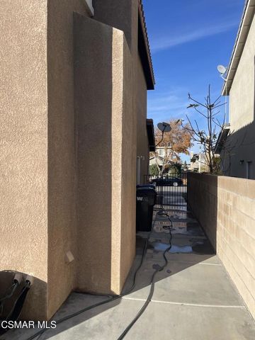 4244 Jonathon Street, Lancaster, CA 93536