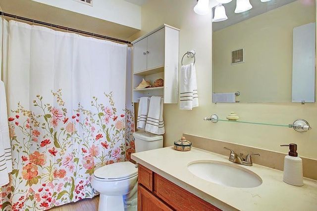 7655 Cambridge Street 7655, Houston, TX 77054