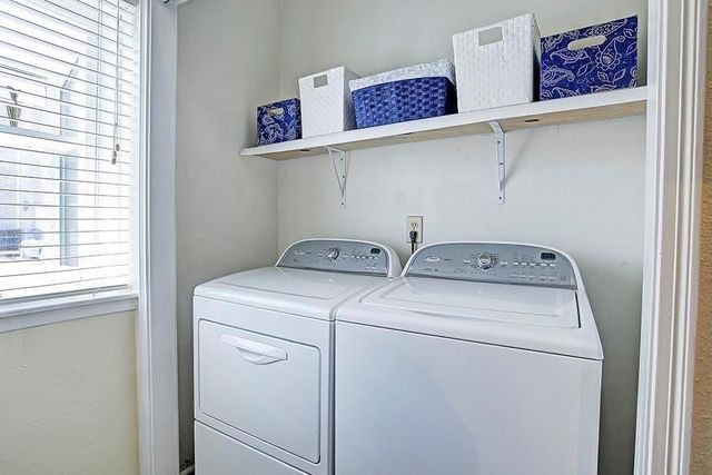 7655 Cambridge Street 7655, Houston, TX 77054