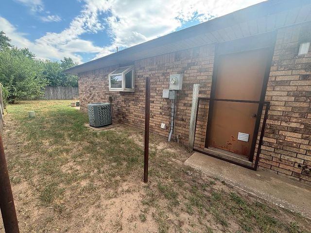4013 Bunker Hill Street, Enid, OK 73703