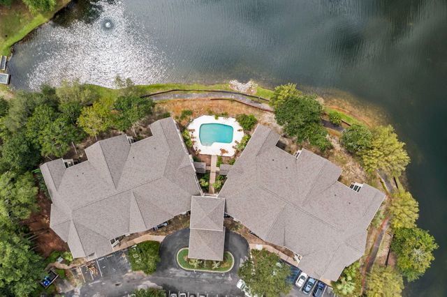 1479 Long Grove Drive 204, Mount Pleasant, SC 29464