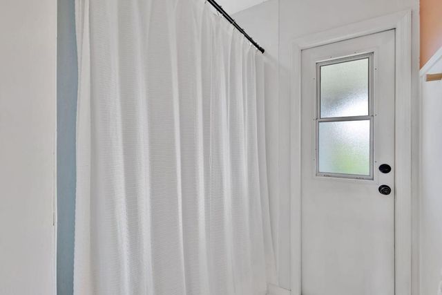 1902 SE South Buttonwood Drive, Port St. Lucie, Port St Lucie, FL 34952