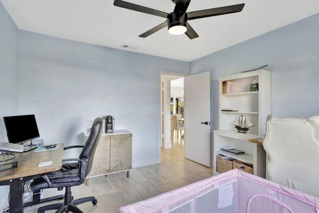 1902 SE South Buttonwood Drive, Port St. Lucie, Port St Lucie, FL 34952