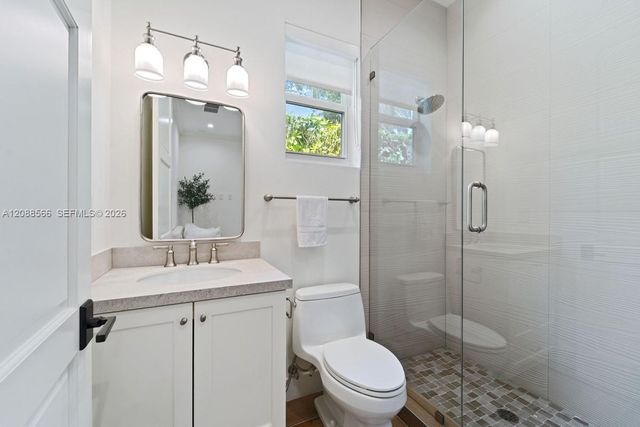 5851 SW 77th Terrace, South Miami, FL 33143
