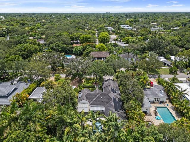 5851 SW 77th Terrace, South Miami, FL 33143