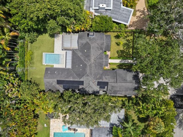 5851 SW 77th Terrace, South Miami, FL 33143
