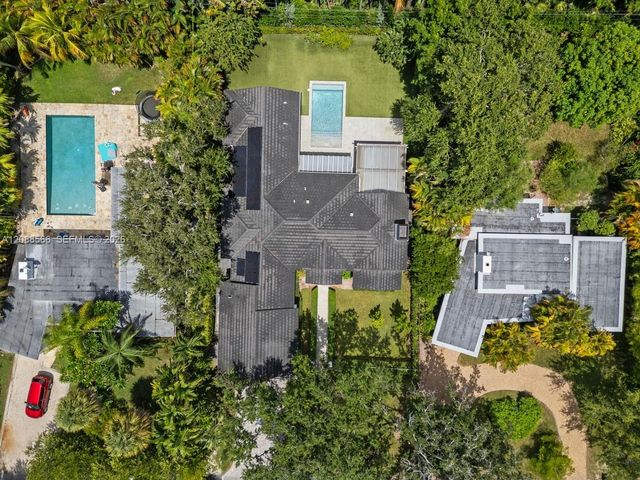5851 SW 77th Terrace, South Miami, FL 33143