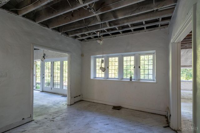 14 Garden Place, Cincinnati, OH 45208