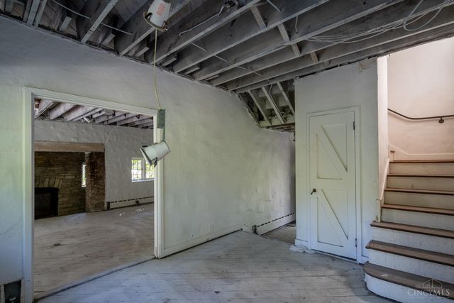 14 Garden Place, Cincinnati, OH 45208