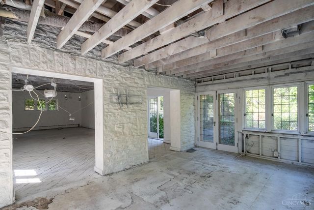 14 Garden Place, Cincinnati, OH 45208