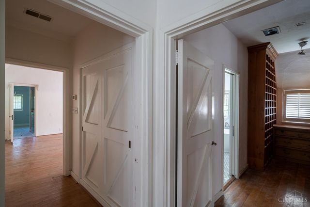14 Garden Place, Cincinnati, OH 45208
