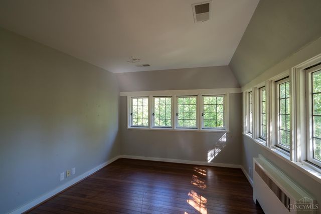 14 Garden Place, Cincinnati, OH 45208