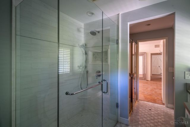 14 Garden Place, Cincinnati, OH 45208