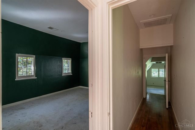 14 Garden Place, Cincinnati, OH 45208