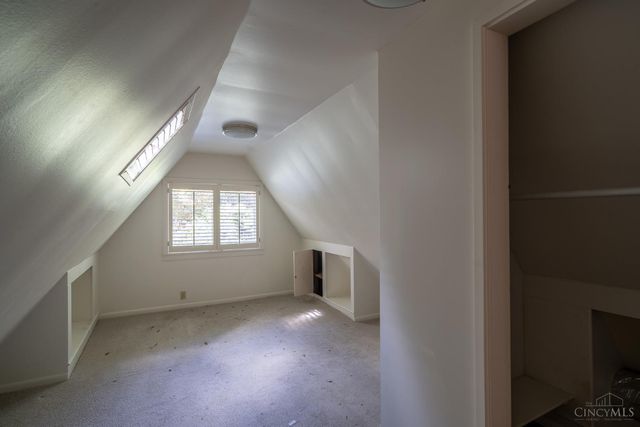 14 Garden Place, Cincinnati, OH 45208