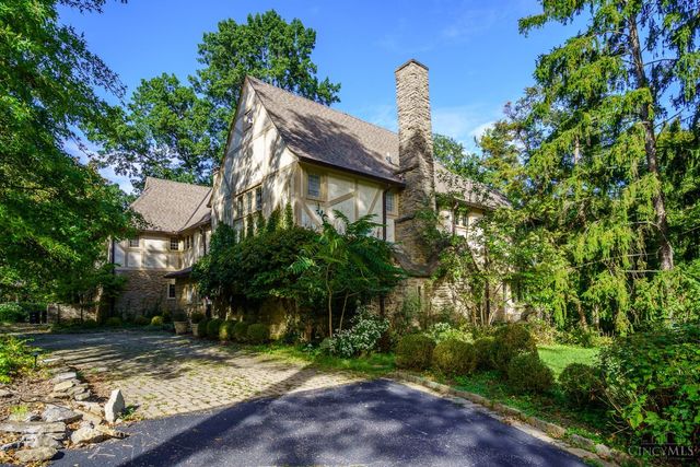 14 Garden Place, Cincinnati, OH 45208