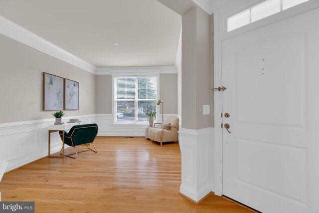 42706 CHISHOLM, Ashburn, VA 20148