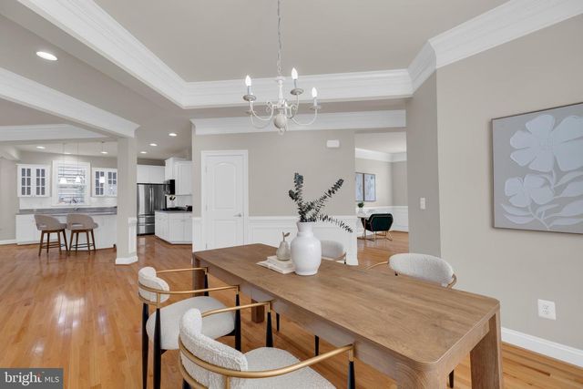 42706 CHISHOLM, Ashburn, VA 20148
