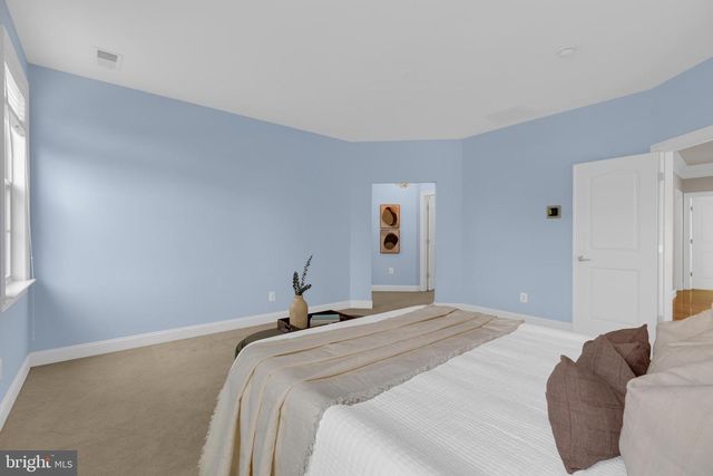 42706 CHISHOLM, Ashburn, VA 20148