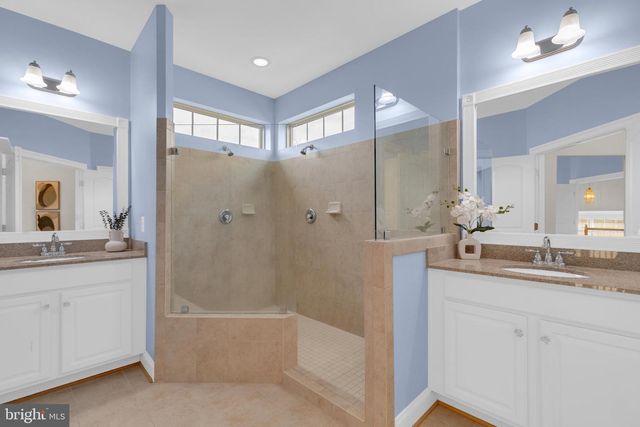 42706 CHISHOLM, Ashburn, VA 20148