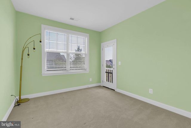 42706 CHISHOLM, Ashburn, VA 20148