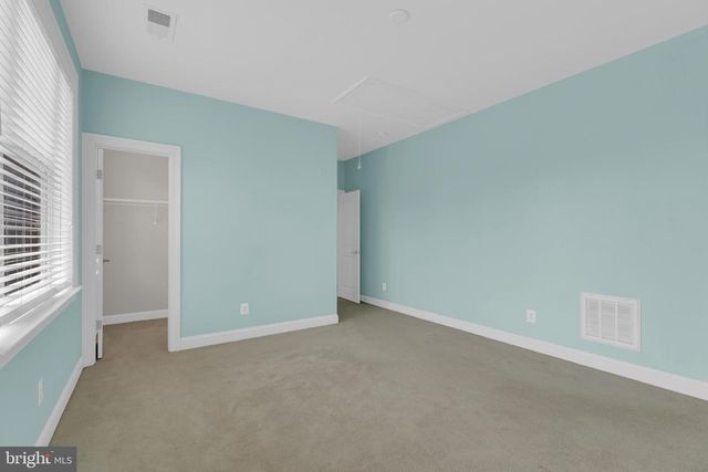 42706 CHISHOLM, Ashburn, VA 20148
