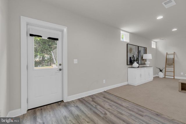 42706 CHISHOLM, Ashburn, VA 20148