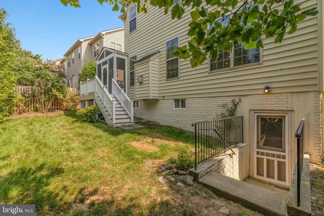 42706 CHISHOLM, Ashburn, VA 20148