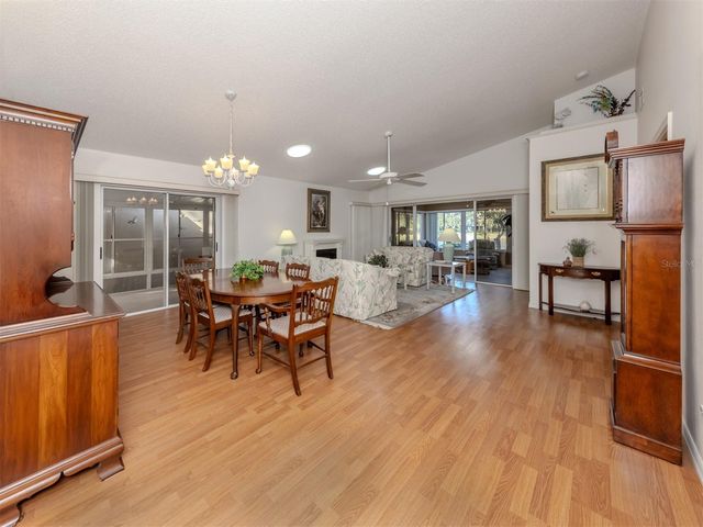 561 CLUBSIDE CIRCLE 58, Venice, FL 34293