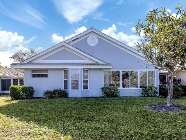 561 CLUBSIDE CIRCLE 58, Venice, FL 34293