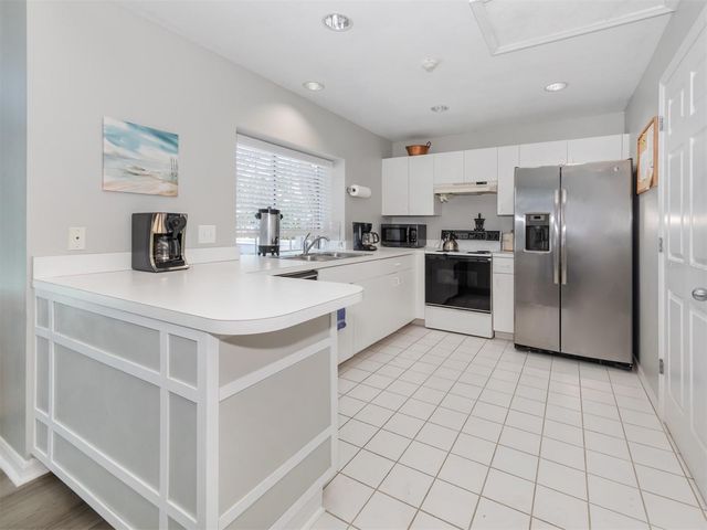 561 CLUBSIDE CIRCLE 58, Venice, FL 34293