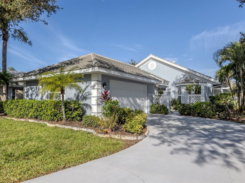 561 CLUBSIDE CIRCLE 58, Venice, FL 34293