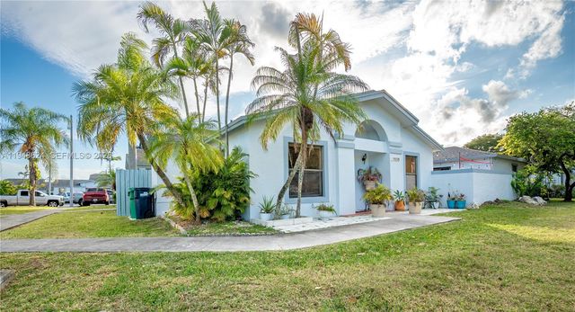 15235 SW 64th Ter 9-35, Miami, FL 33193