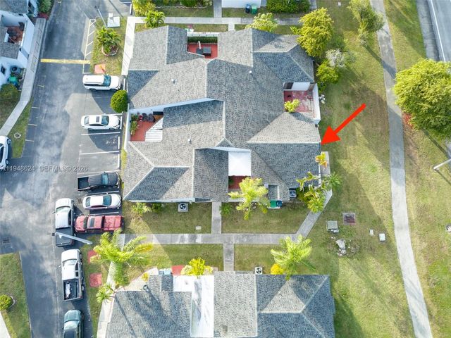 15235 SW 64th Ter 9-35, Miami, FL 33193