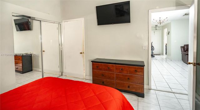 15235 SW 64th Ter 9-35, Miami, FL 33193