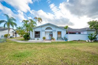 15235 SW 64th Ter 9-35, Miami, FL 33193