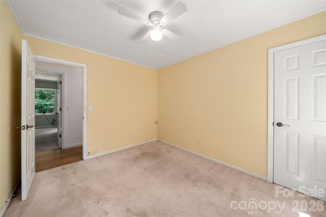 15 Carriage Court, Hendersonville, NC 28791