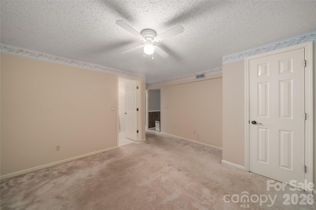 15 Carriage Court, Hendersonville, NC 28791