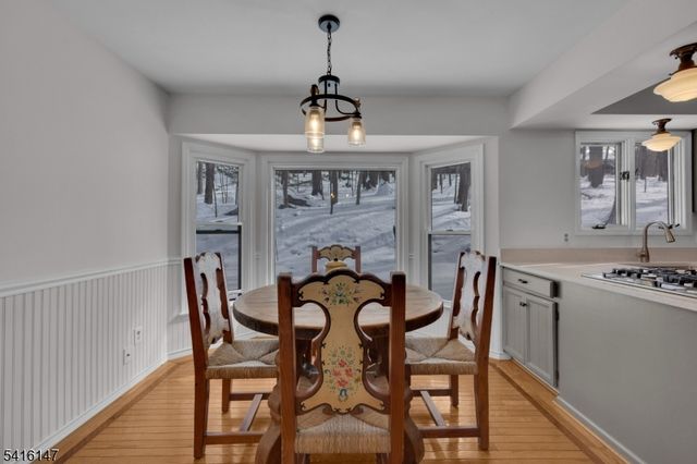 30 Cardinal Rd, Allamuchy Twp., NJ 07840