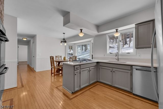 30 Cardinal Rd, Allamuchy Twp., NJ 07840