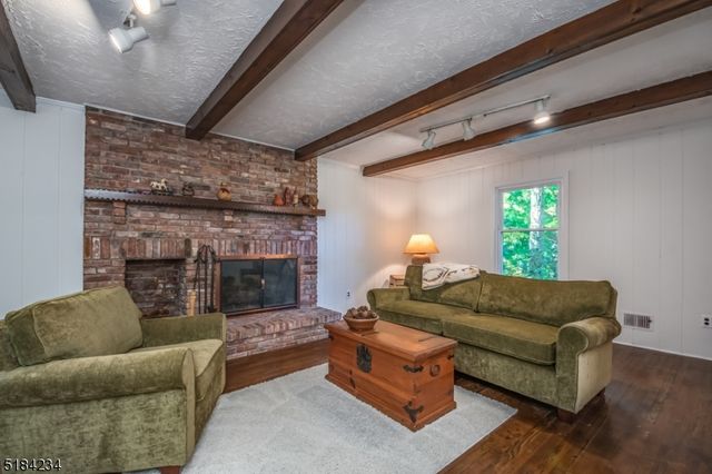 30 Cardinal Rd, Allamuchy Twp., NJ 07840