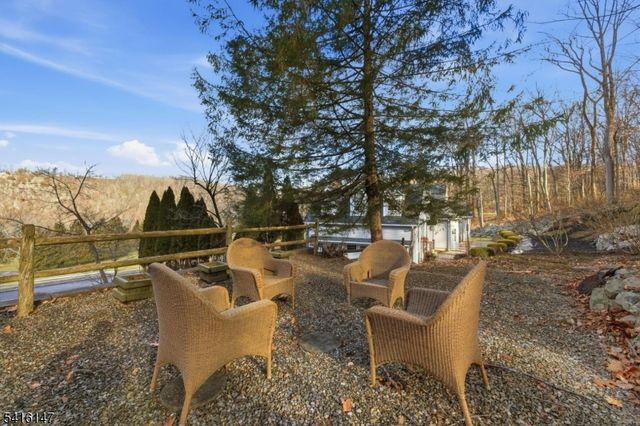 30 Cardinal Rd, Allamuchy Twp., NJ 07840