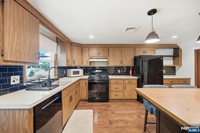 80 Highland Avenue, Emerson, NJ 07630