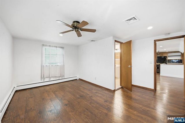 80 Highland Avenue, Emerson, NJ 07630