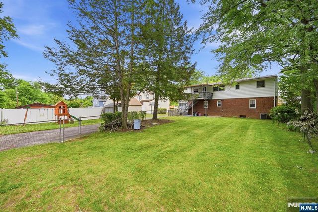 80 Highland Avenue, Emerson, NJ 07630